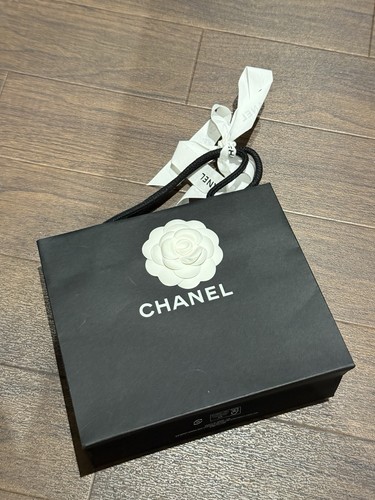 Chanel shopping bag - chanel,