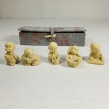 5/Set Imitation Ivory Carvings