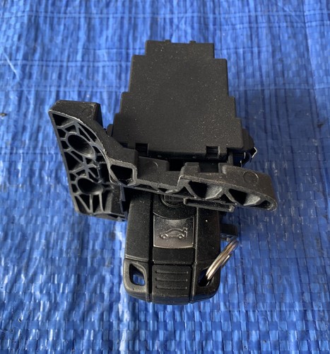 Genuine bmw e92 m3 - •genuine•,
