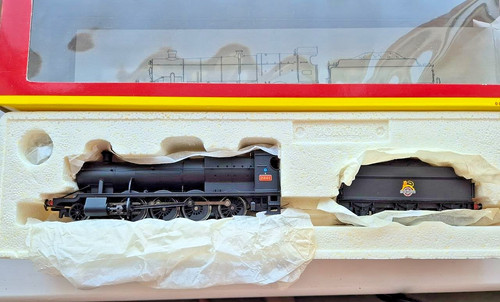 Hornby r2202 0 class - hornby,