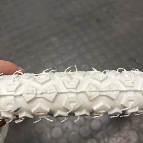 New chene shin white - new,