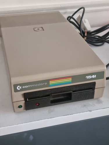 Commodore 1541 floppy disk - 1541,