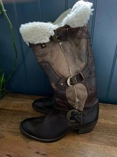 Women’s Manas Leather Knee