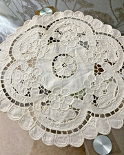 PRETTY VINTAGE WHITE COTTON