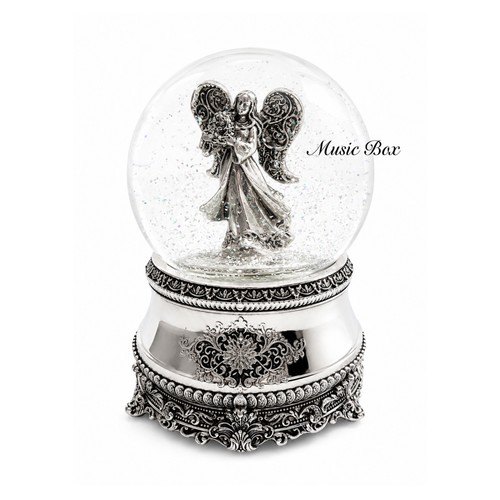 Vintage musical angel snow