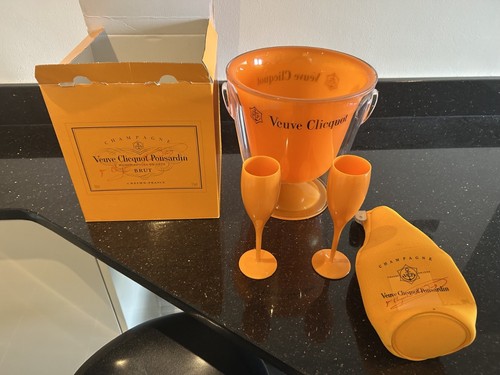 Veuve clicquot ice bucket - clicquot,
