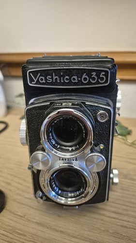 Yashica 635 vintage twin - yashica,