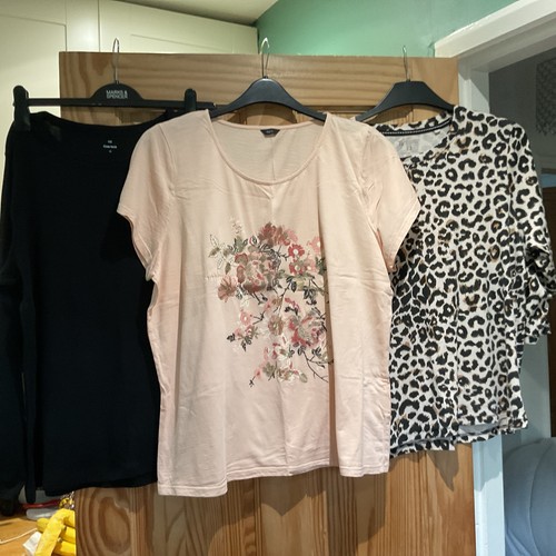 Three tops size very - tops,