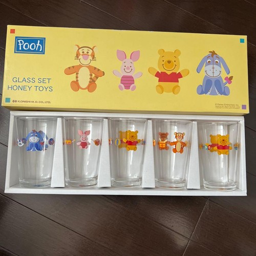 Disney pooh glass - pooh, set