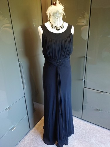 Hobbs stunning long black - hobbs,