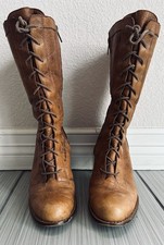 UGG Roșie Shearling Trimmed