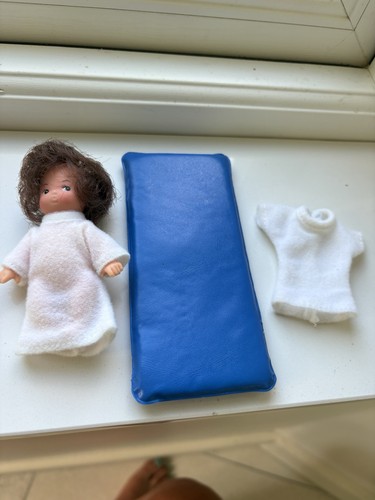 Vintage pedigree sindy walk - sindy, in