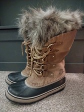 Sorel Joan of Arctic Snow Boots Size 5.5 Fit Size 5 Fantastic Condition