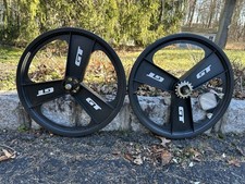 1990’s GT Performer Fan Mag