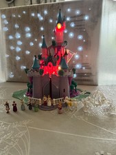 ?Polly Pocket Cinderella Castle Complete With 8 Figures & Coach and Horses 1995
