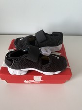 New Nike Air Rifts Black &