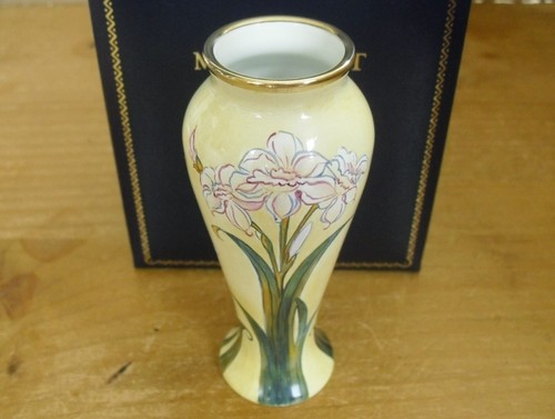 Boxed ltd moorcroft - boxed, enamels