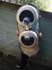 Double bowl round kitchen sink with drainer. 