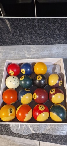 Pool balls vintage triangle - vintage, &