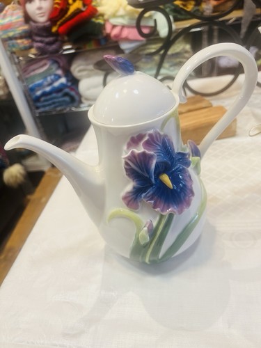 Regal white porcelain teapot - porcelain,