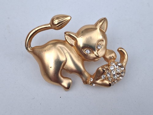 Lion cub cat mouse vintage - &,