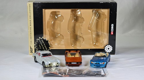 Corgi 007 bond collection - corgi, set