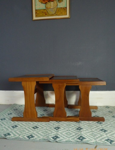 Plan nest tables - g, teak