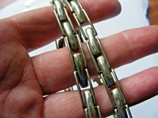 Vintage Sprung Link Shirt Armbands Lambournes type Elita MI England shirt bands