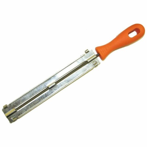 Mechanical chainsaw saw - chainsaw,