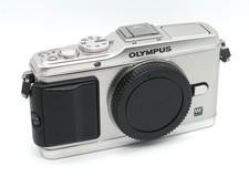 Olympus PEN E-P3 Digital