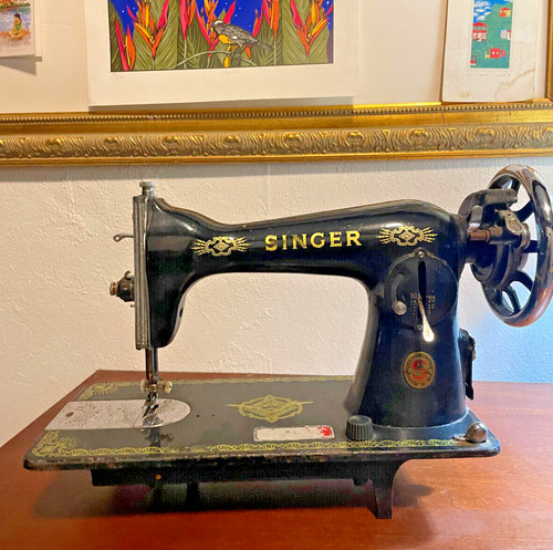 Vinage singer sewing - vinage, machine
