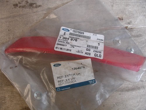 1364876 rear bumper reflector - 1364876,