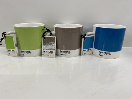 Pantone universe w2 - -,