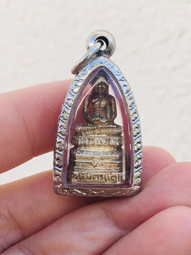 Phra thai buddha - to, amulet