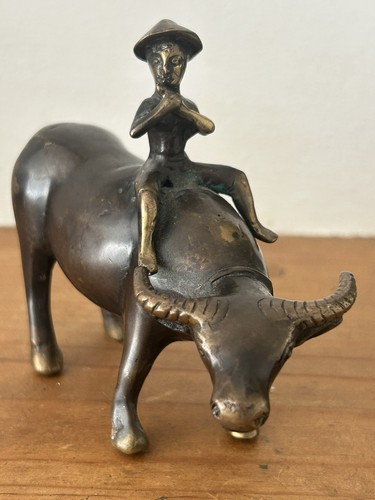 Vintage bronze figurine child - bronze,