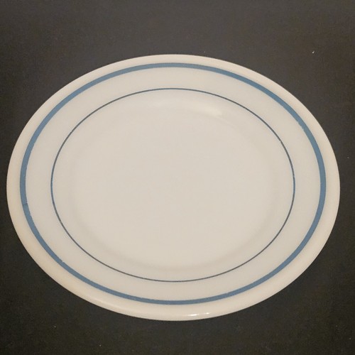 Vintage pyrex tableware - vintage, 6.75"