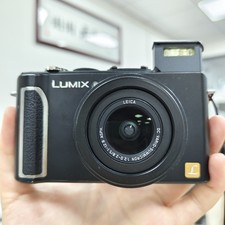 Panasonic LUMIX DMC-LX3 10.1 MP 2.5x Zoom Digital Camera English - Black Tested
