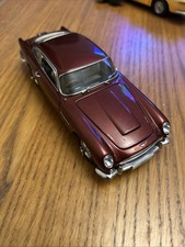 Danbury Mint 1/24 Aston Martin DB5 Diecast Model