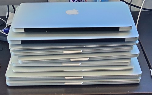 Job lot apple macbook - of,