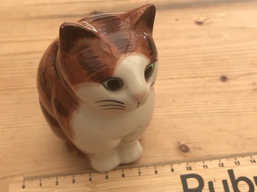 Small quail pottery cat - quail, tim