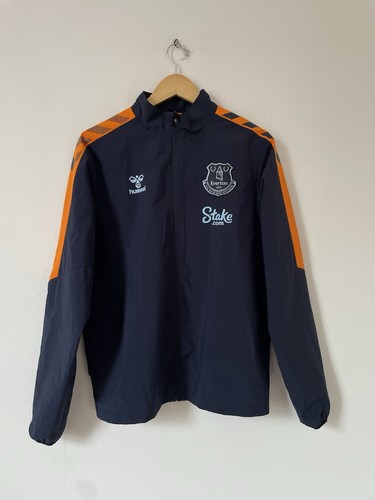 Everton training track - training,