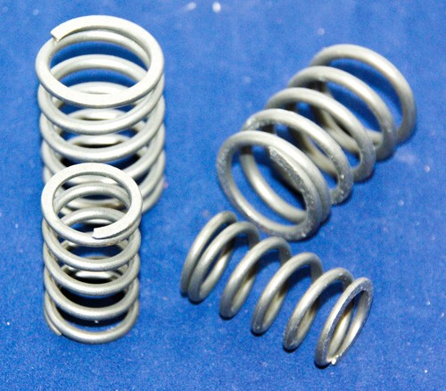 0168 valve springs - 40-0168/9,
