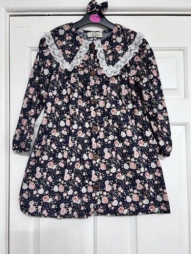 Dolly wears girls - wears, print