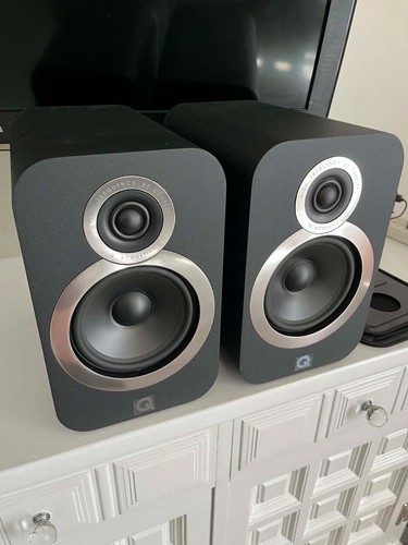 Acoustics 3020i - q,