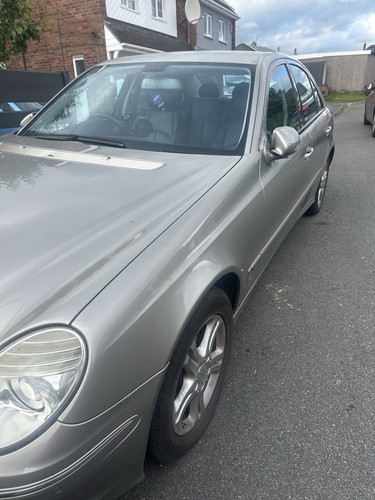 Mercedes w211 right side - mercedes,
