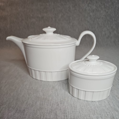 Wedgwood colosseum teapot - wedgwood,