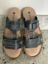 LADIES NEW NAVY PAVERS SANDALS 5