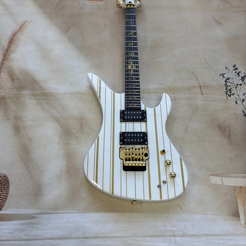 White synyster gates - synyster, electric