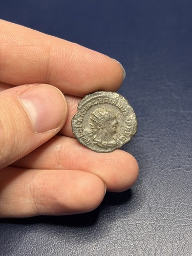 Valerian billon antoninianus - i,