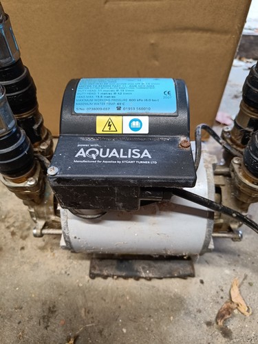 Positive head shower pump